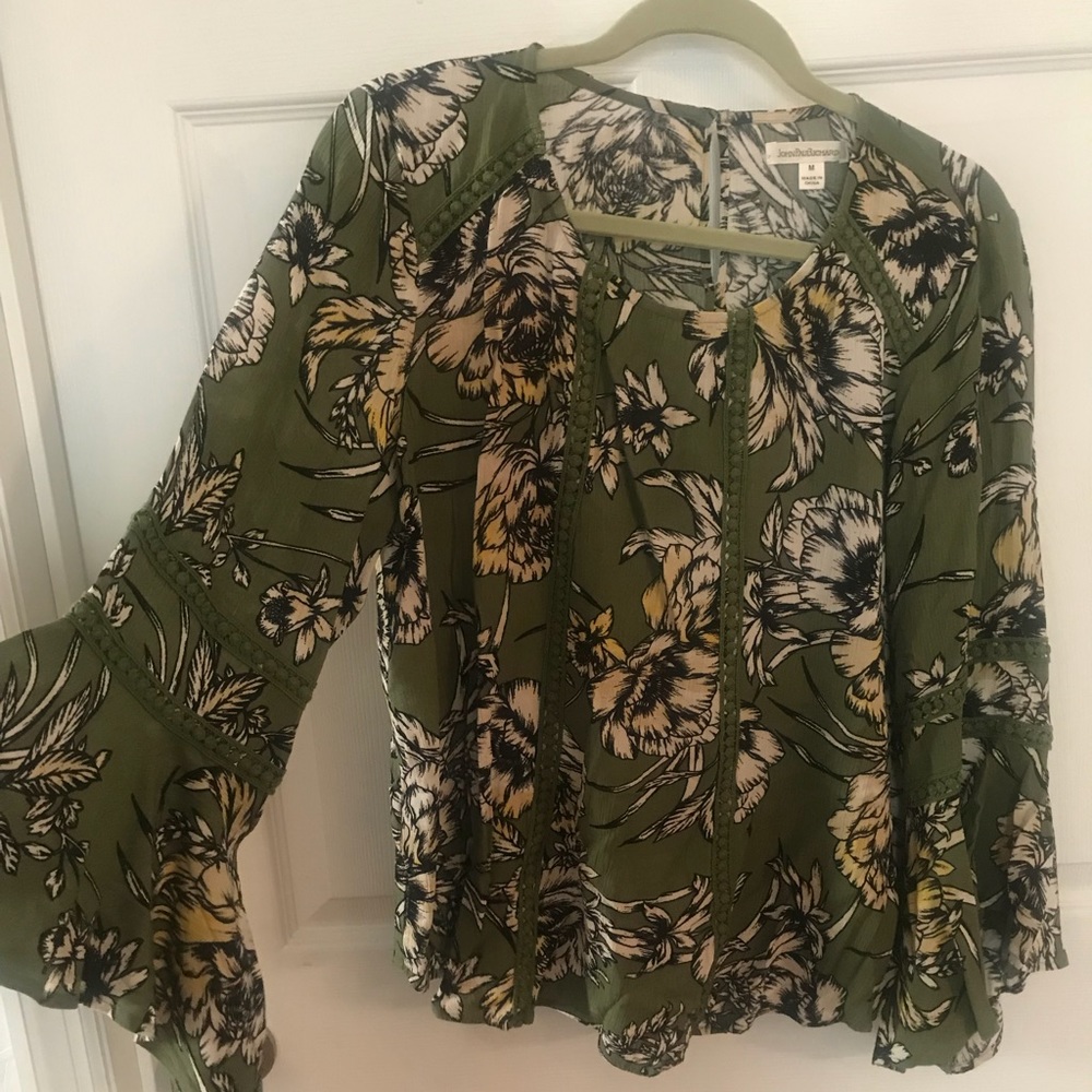 Dress top